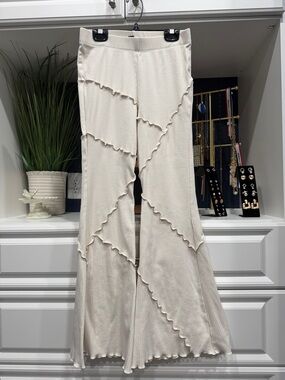 Ivory Ruffled Seam Wide-Leg Pants XS Juniors